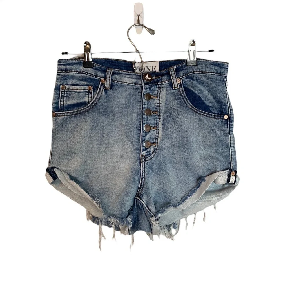 One Teaspoon Lovers Button Fly Jean Shorts Size 26